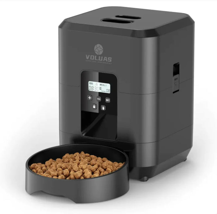 Intelligent Remote-Controlled Automatic Pet Feeder with Timed and Quantitative Feeding